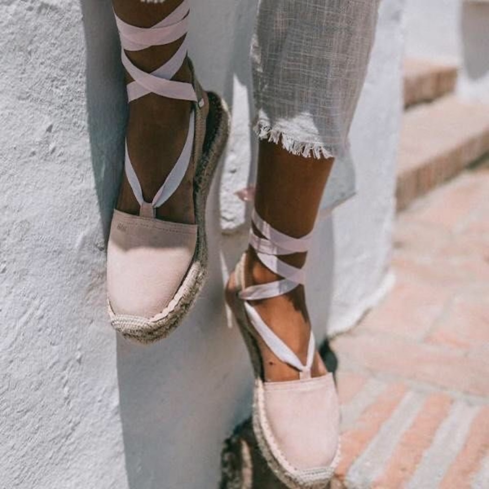 Alohas pink lace up espadrilles